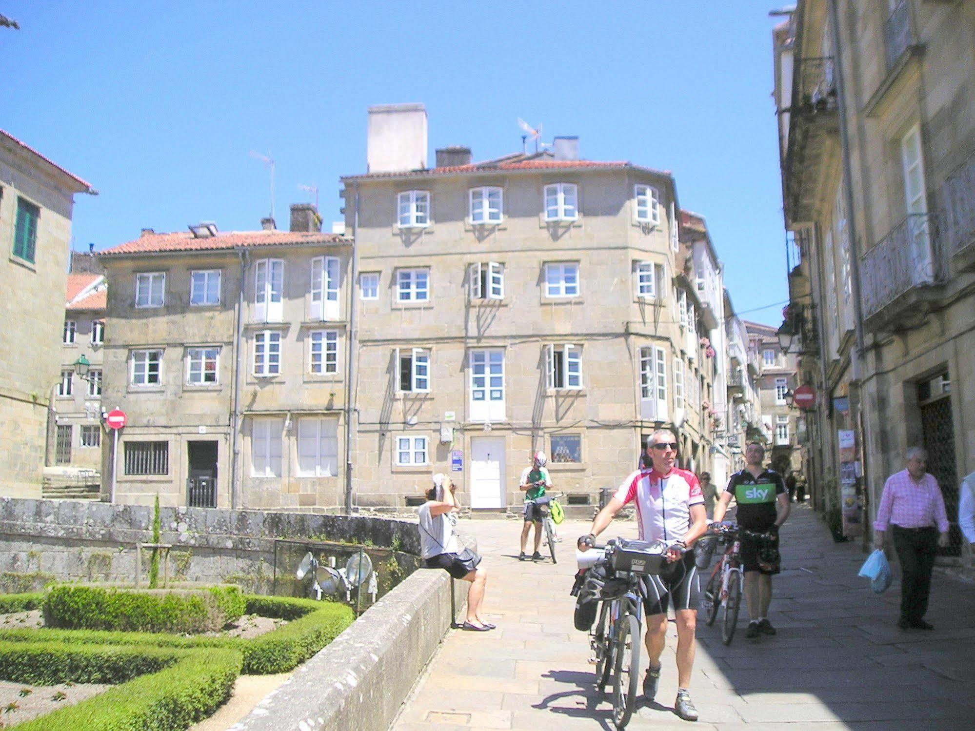 סנטיאגו דה קומפוסטלה Apartamentos Casa De La Inmaculada מראה חיצוני תמונה
